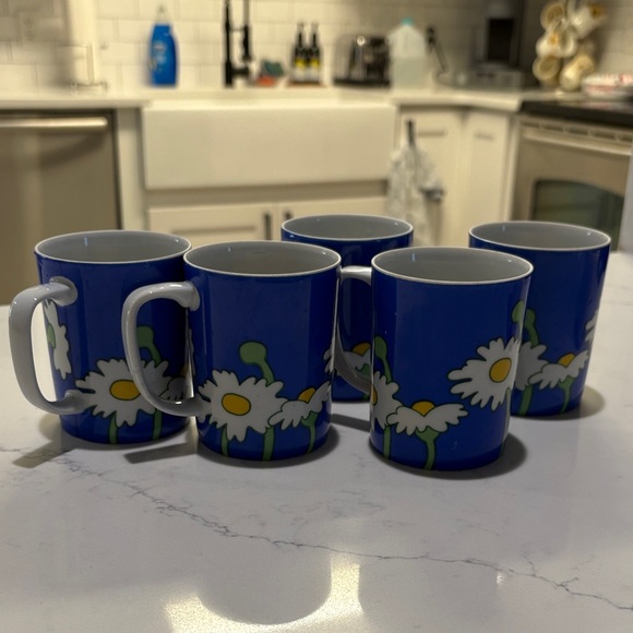 Fitz and Floyd Other - Fitz and Floyd Blue Daisy Mug Set of 5